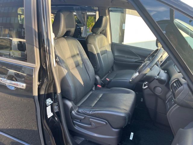 NISSAN SERENA  S-HYBRID 2018 Image 31