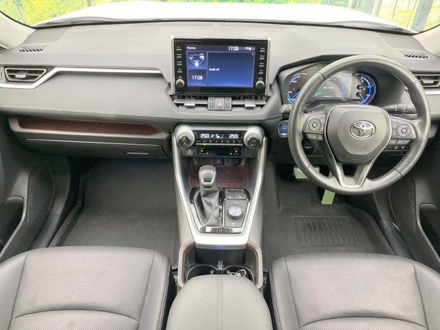 TOYOTA RAV4 HYBRID 4WD 2021 Image 31