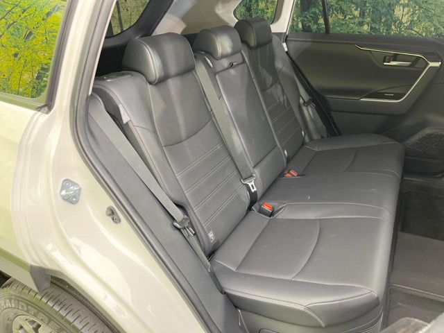 TOYOTA RAV4 HYBRID 4WD 2021 Image 31
