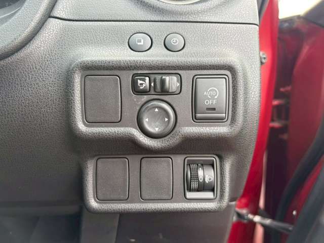 NISSAN NOTE 2013 Image 31