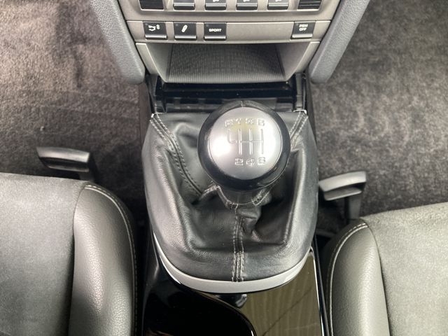 PORSCHE CAYMAN S 2006 Image 31