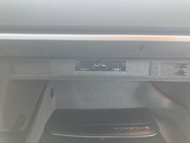 PORSCHE CAYMAN S 2006 Image 31