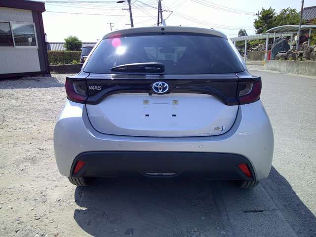 TOYOTA YARIS HYBRID 2021 Image 31