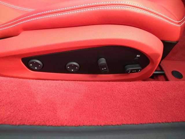 FERRARI F8 SPIDER 2022 Image 31