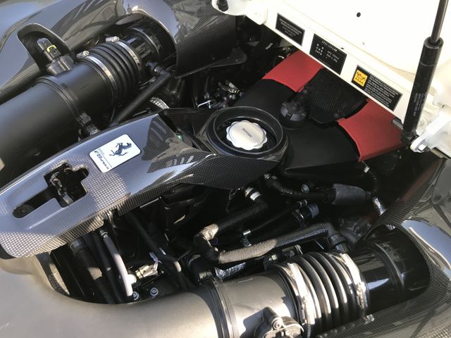 FERRARI F8 SPIDER 2022 Image 31