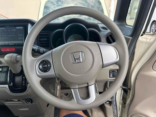HONDA N BOX 2013 Image 31
