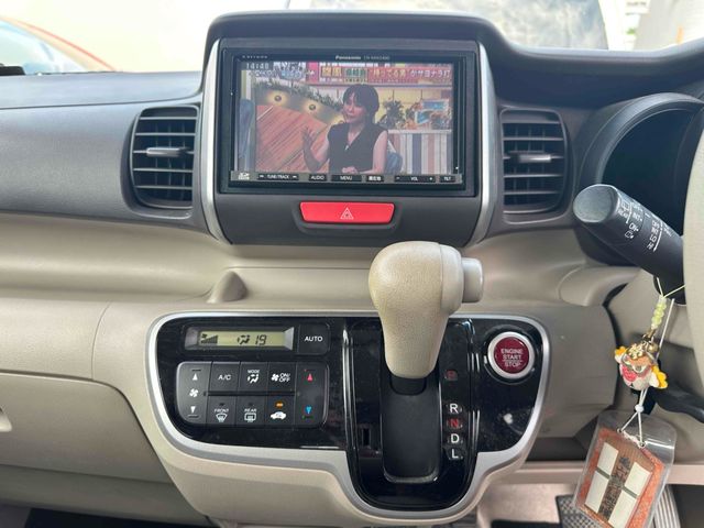 HONDA N BOX 2013 Image 31