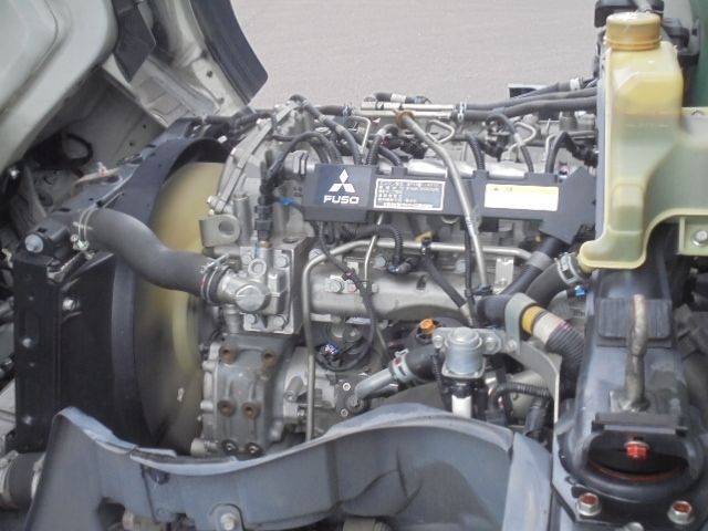 MITSUBISHI CANTER 2016 Image 31