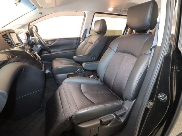 NISSAN ELGRAND 2017 Image 31