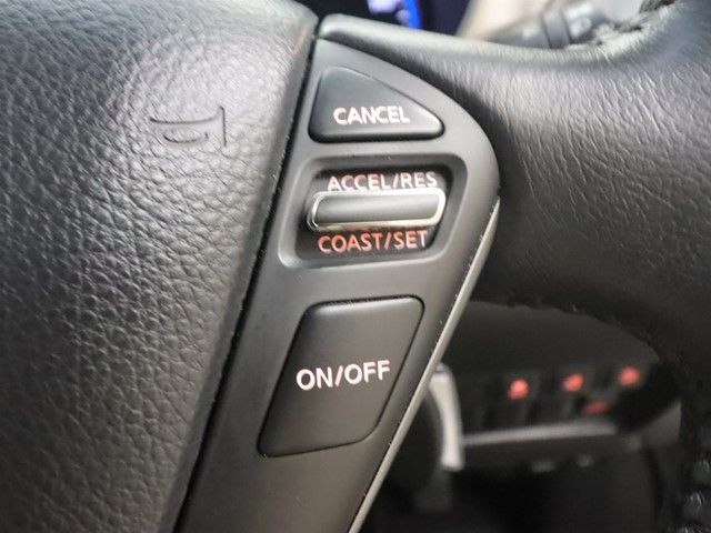 NISSAN ELGRAND 2017 Image 31