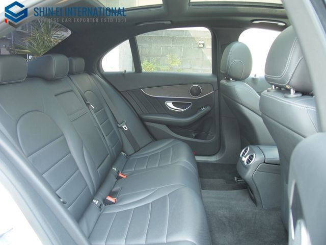 MERCEDES BENZ C CLAS 2019 Image 31