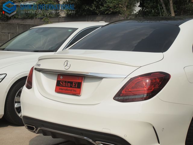 MERCEDES BENZ C CLAS 2019 Image 31