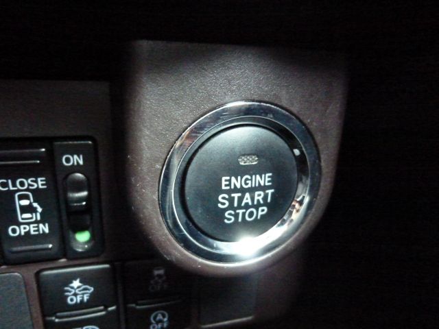 TOYOTA ROOMY 4WD 2019 Image 31