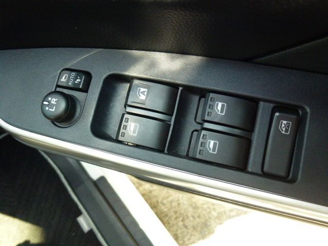 TOYOTA ROOMY 4WD 2019 Image 31