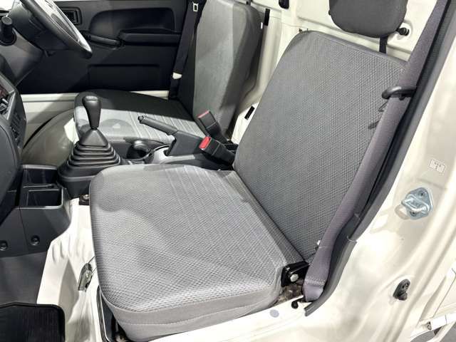 DAIHATSU HIJET TRUCK 4WD 2017 Image 31