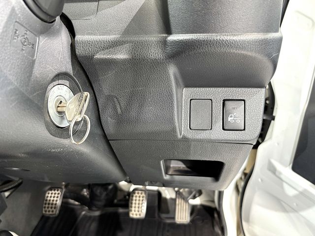 DAIHATSU HIJET TRUCK 4WD 2017 Image 31