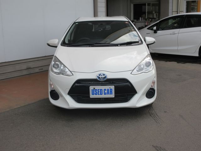 TOYOTA AQUA 2015 Image 31