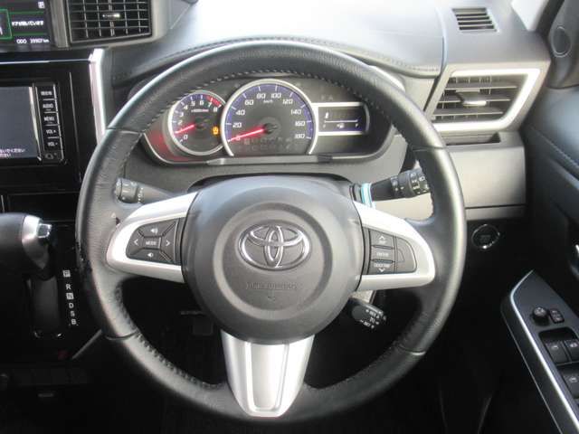 TOYOTA TANK 4WD 2017 Image 31