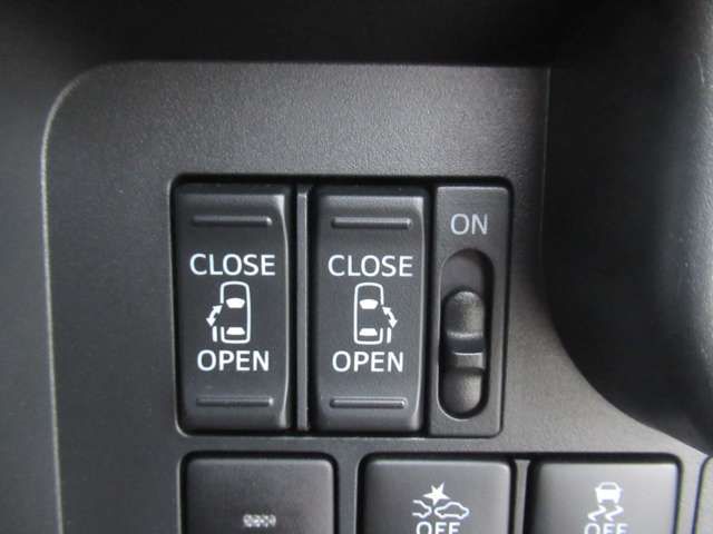 TOYOTA TANK 4WD 2017 Image 31