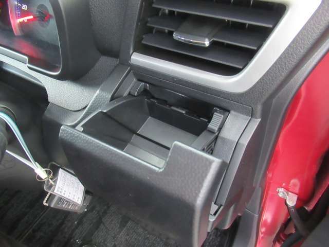 TOYOTA TANK 4WD 2017 Image 31