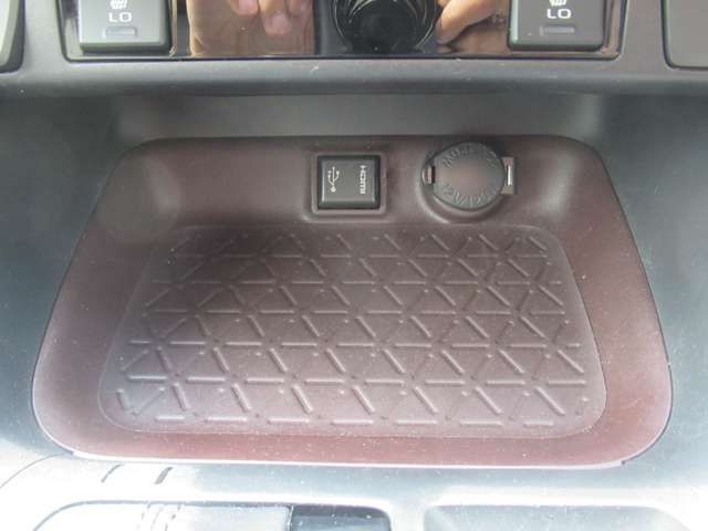 TOYOTA RAV4 4WD 2020 Image 31