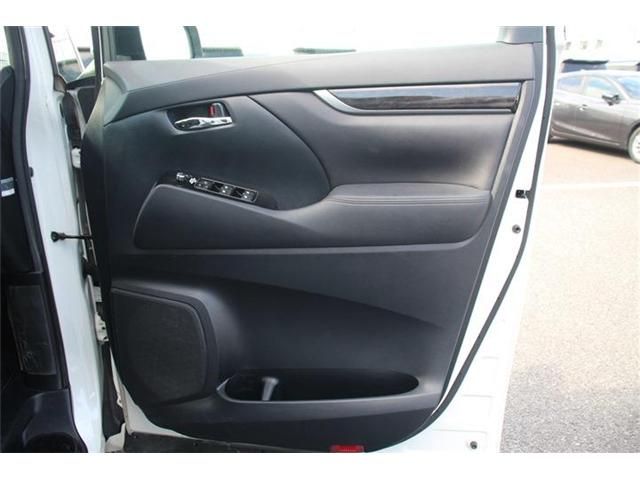 TOYOTA ALPHARD 2015 Image 31