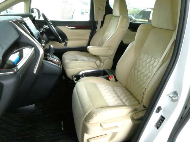 TOYOTA VELLFIRE 2017 Image 31