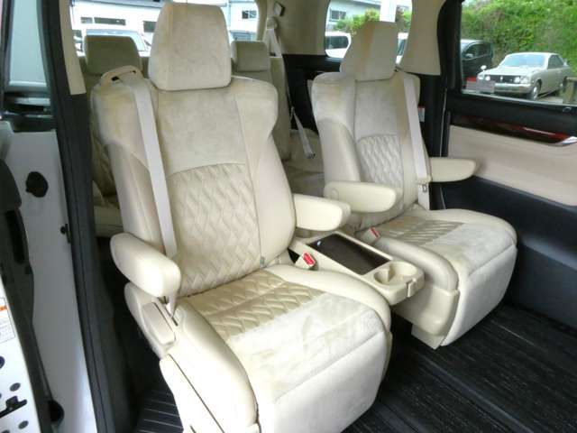 TOYOTA VELLFIRE 2017 Image 31