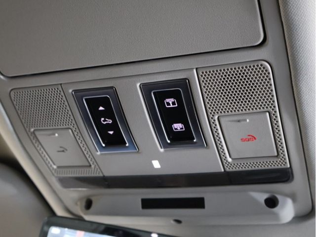 ROVER DEFENDER 2023 Image 31