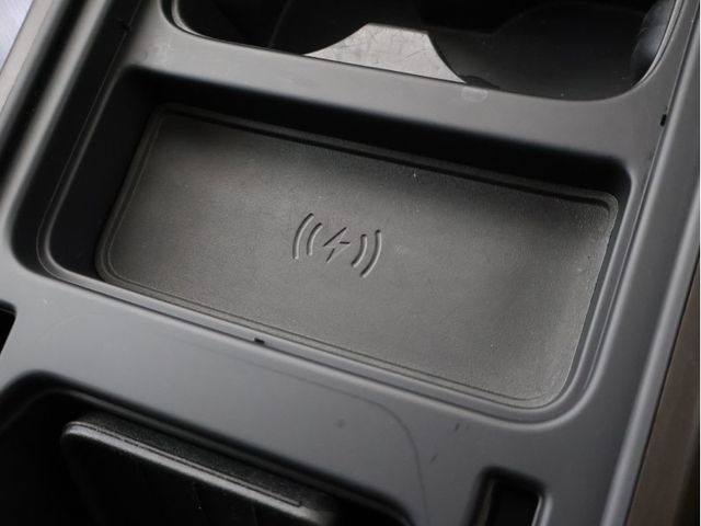 ROVER DEFENDER 2023 Image 31