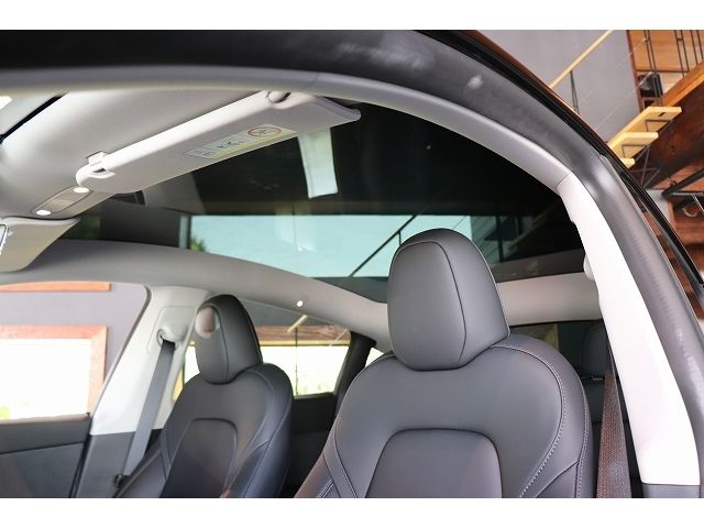 TESLA MODEL Y 2022 Image 31