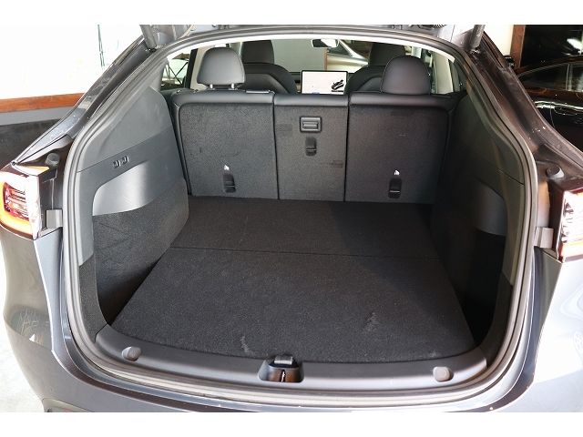 TESLA MODEL Y 2022 Image 31