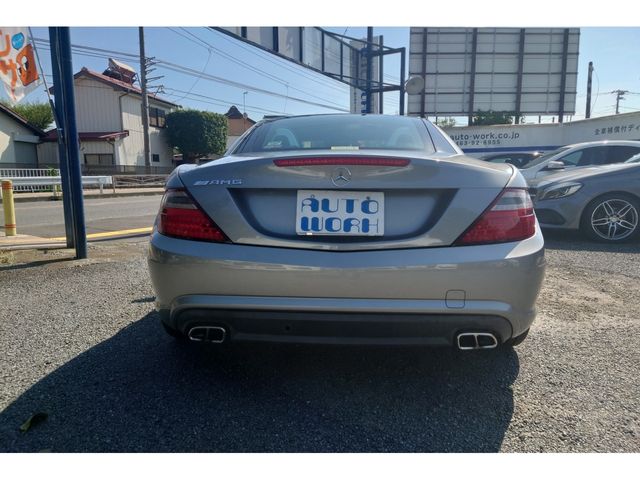 MERCEDES BENZ SLK CL 2012 Image 31