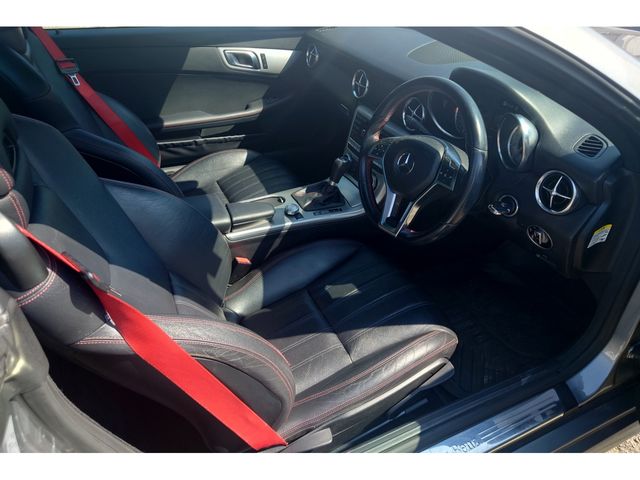 MERCEDES BENZ SLK CL 2012 Image 31