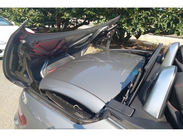 MERCEDES BENZ SLK CL 2012 Image 31