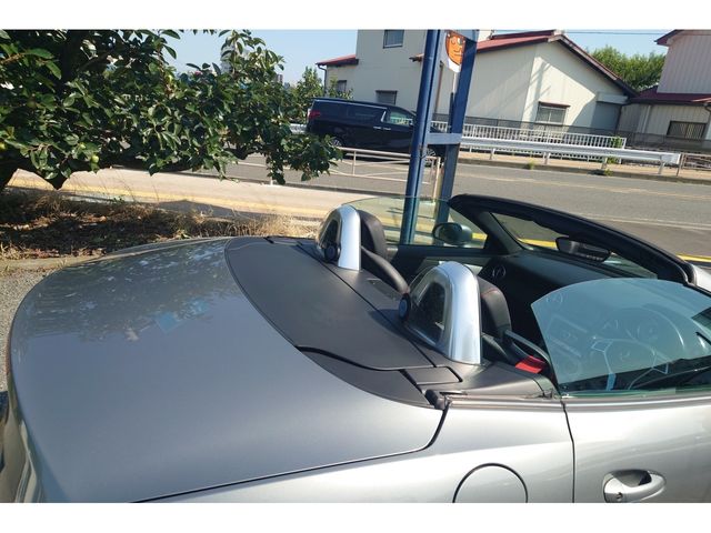 MERCEDES BENZ SLK CL 2012 Image 31