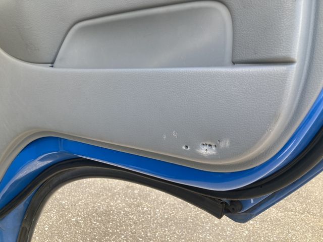 HINO DUTRO 2013 Image 31