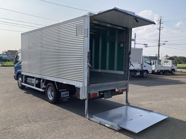 HINO DUTRO 2013 Image 31