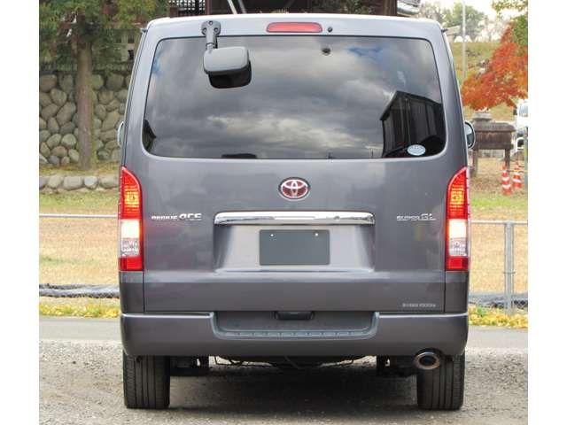 TOYOTA HIACE VAN 2WD 2010 Image 31