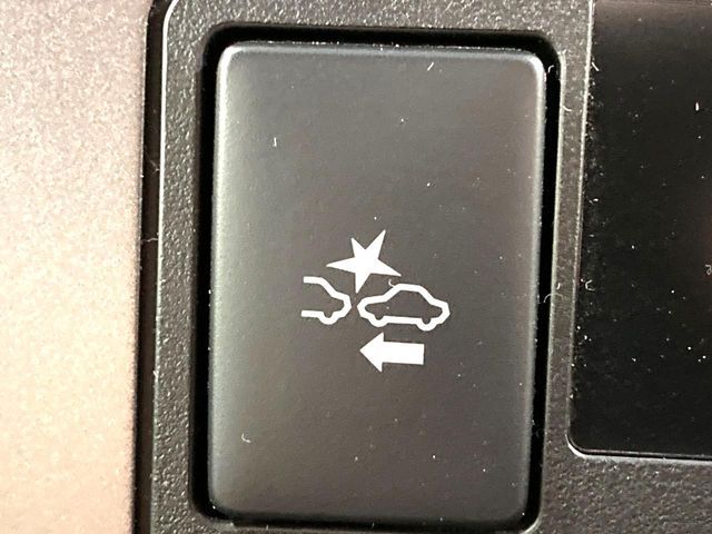 TOYOTA HIACE VAN 2WD 2019 Image 31