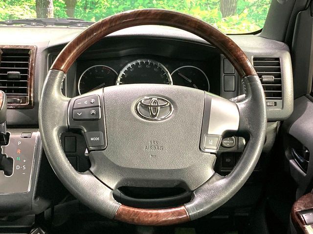 TOYOTA HIACE VAN 2WD 2019 Image 31