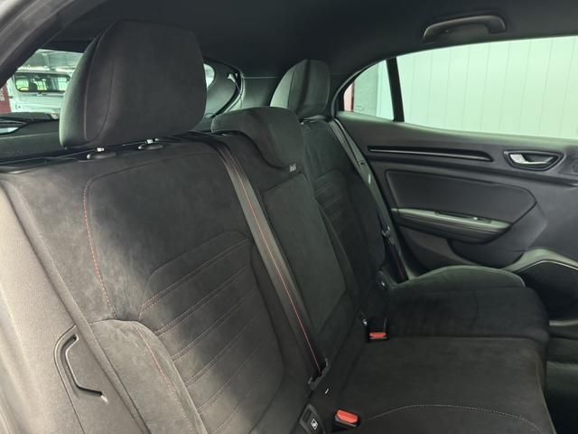 RENAULT MEGANE HATCH 2022 Image 31