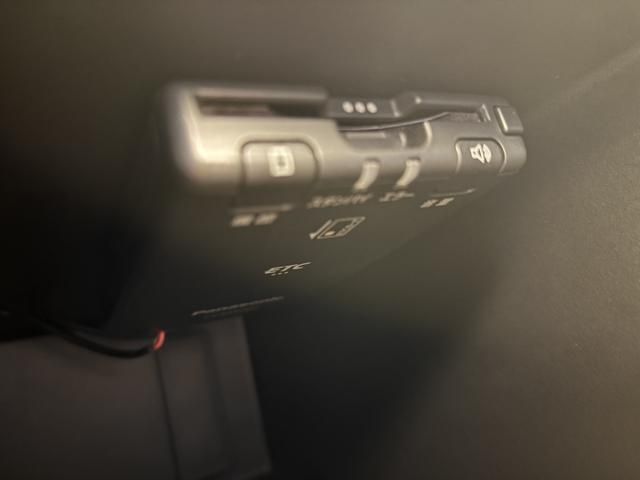 RENAULT MEGANE HATCH 2022 Image 31