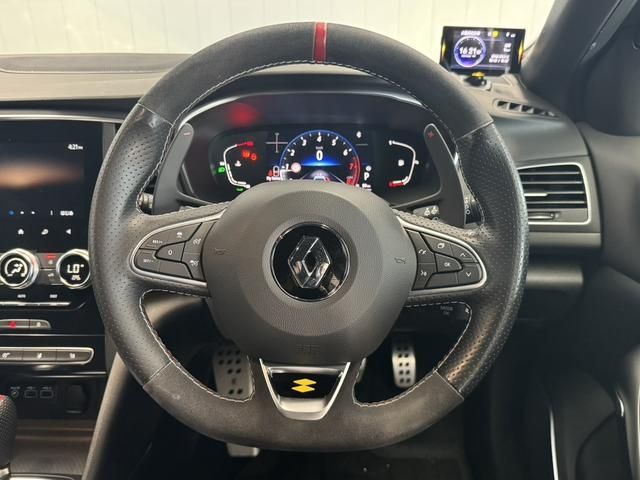 RENAULT MEGANE HATCH 2022 Image 31