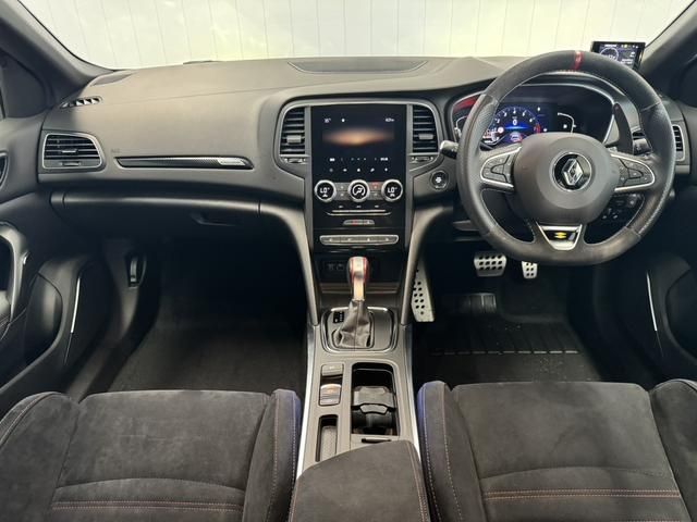 RENAULT MEGANE HATCH 2022 Image 31