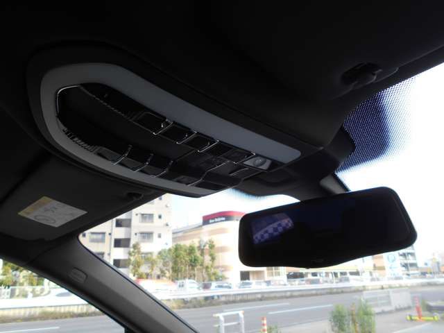 PORSCHE CAYENNE 2015 Image 31