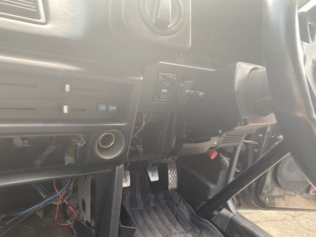 TOYOTA COROLLA LEVIN 1986 Image 31