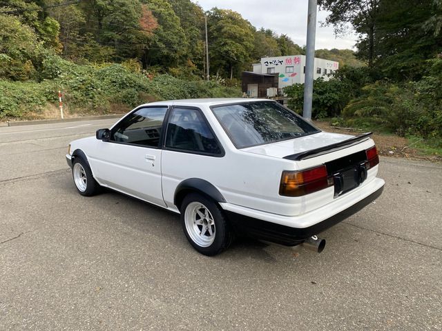 TOYOTA COROLLA LEVIN 1986 Image 31