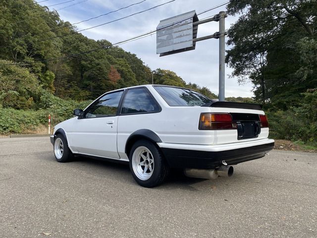 TOYOTA COROLLA LEVIN 1986 Image 31