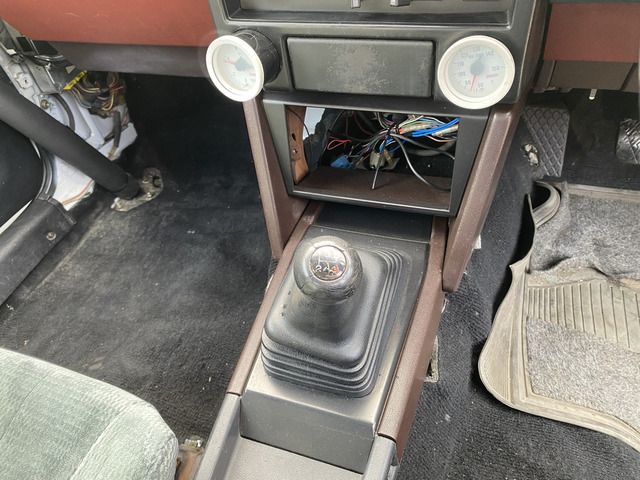 TOYOTA COROLLA LEVIN 1986 Image 31